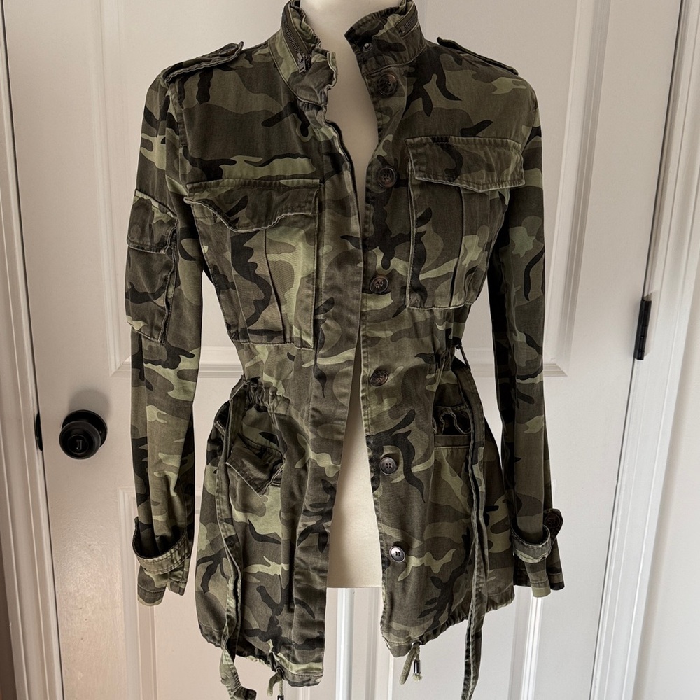 Forever 21 Green Camouflage Utility Jacket